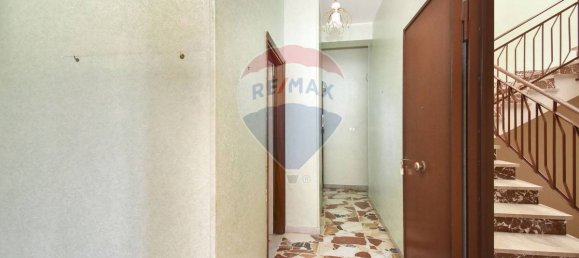 Apartamento T3 em Aci Catena, Italy N.º 279748 7