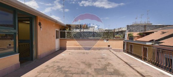 Apartamento T3 em Aci Catena, Italy N.º 279748 38