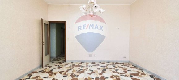 Apartamento T3 em Aci Catena, Italy N.º 279748 10