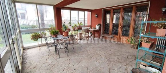 Villa T8 em Solaro, Italy N.º 130707 2