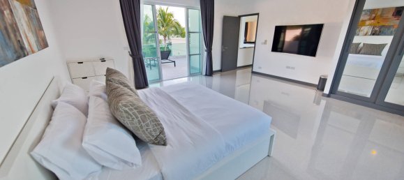 5 bedrooms Cafe / restaurant in Pattaya, Thailand No. 5108 29