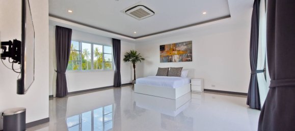 5 bedrooms Cafe / restaurant in Pattaya, Thailand No. 5108 22