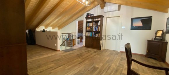 3 bedrooms Villa in Pianiga, Italy No. 170370 28