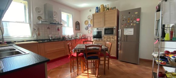 3 bedrooms Villa in Pianiga, Italy No. 170370 17