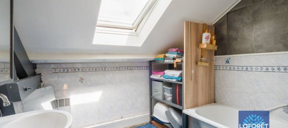 3 bedrooms House in Les Pavillons-sous-Bois, France No. 175579 9