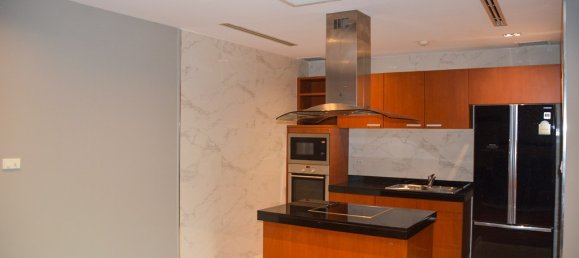 3 bedrooms Condo in Bangkok, Thailand No. 6751 6