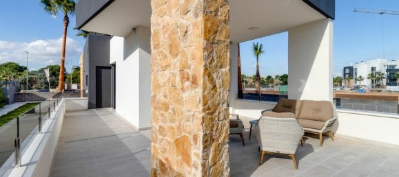 Apartamento de 3 dormitorios en Comunidad Valenciana, Spain No. 285638 5