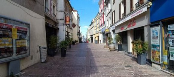 1 Schlafzimmer Wohnung in Montmorency, France, Nr. 355256 2