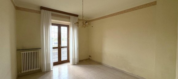 Apartamento de 4 habitaciónes en Pisa, Italy No. 29708 2