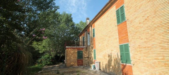 7 rooms House in Senigallia, Italy No. 134004 19