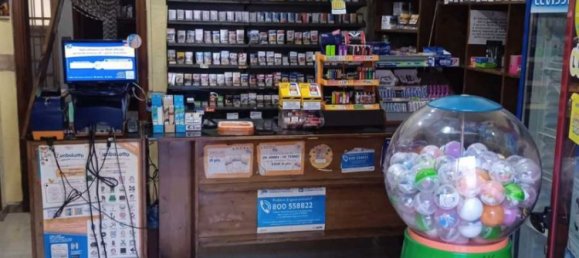 2 Schlafzimmer Gewerbliche Immobilie in Maruggio, Italy, Nr. 42471 5