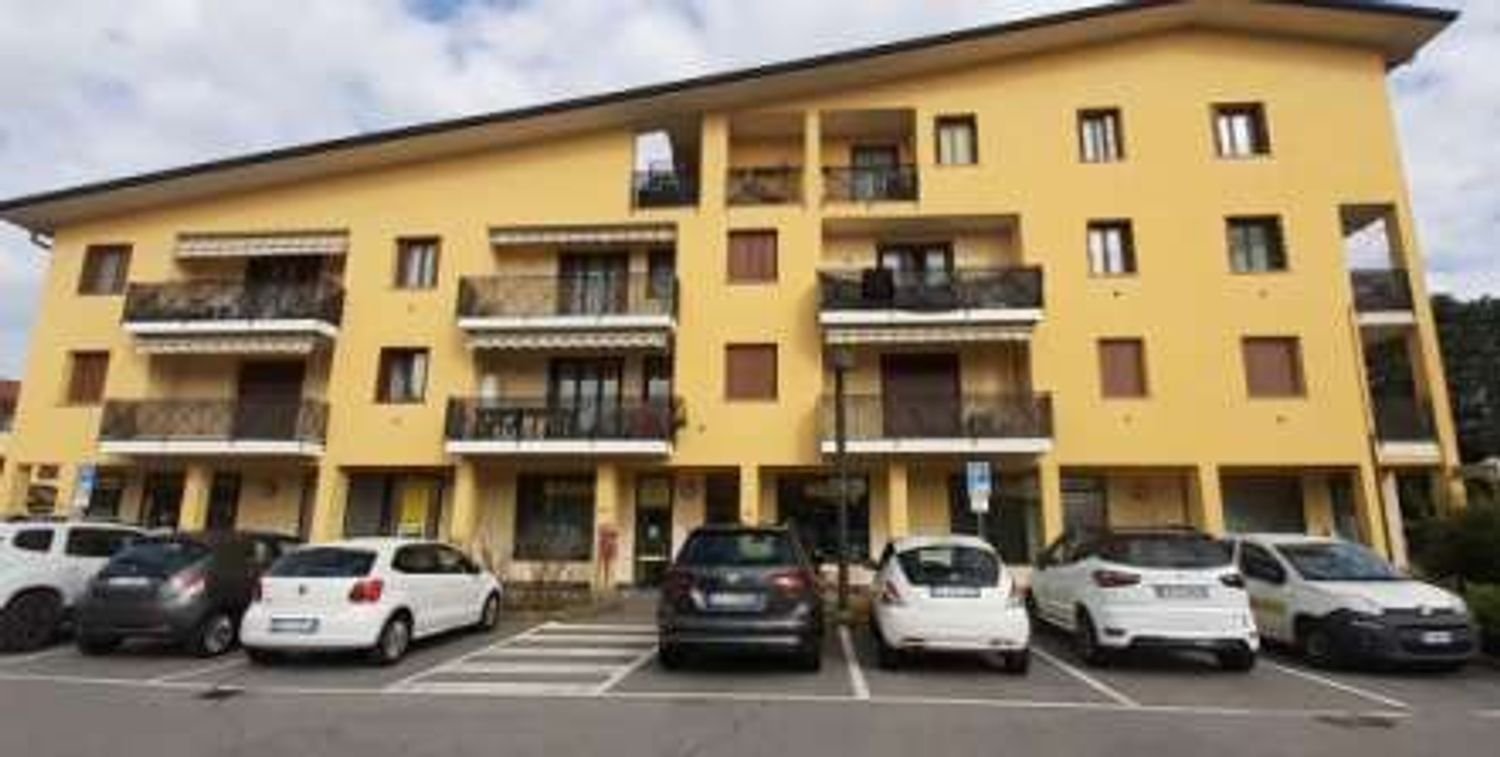 3غرفة شقة في Urgnano, Italy رقم 6130