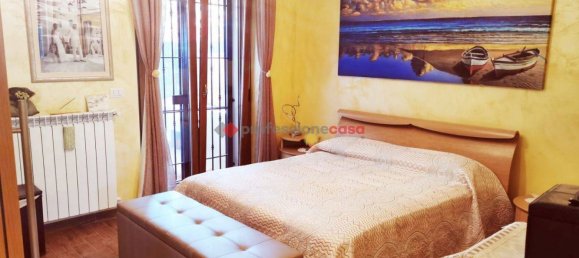 Apartamento de 2 dormitorios en Foggia, Italy No. 355588 9