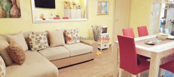 Apartamento de 2 dormitorios en Foggia, Italy No. 355588 5
