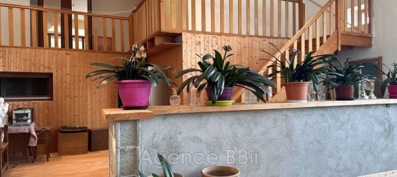 7-Zimmer Haus in Rhone, France, Nr. 268555 3