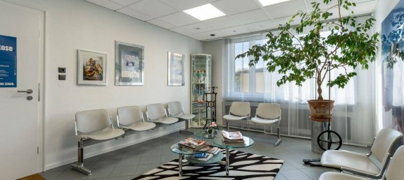 Edificio de 15 habitaciónes en Dusseldorf, Germany No. 315076 3