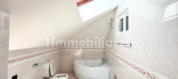 3 chambres Duplex à Lomazzo, Italy No. 263771 25