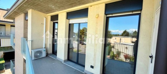 3 chambres Duplex à Lomazzo, Italy No. 263771 8