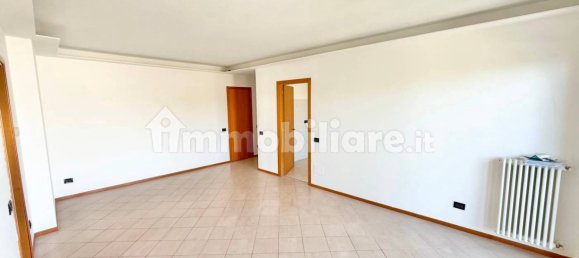 3 chambres Duplex à Lomazzo, Italy No. 263771 6