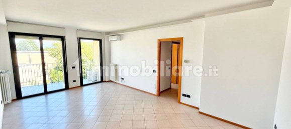 3 chambres Duplex à Lomazzo, Italy No. 263771 3