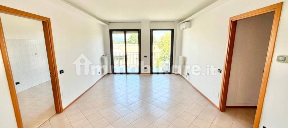 3 chambres Duplex à Lomazzo, Italy No. 263771 4
