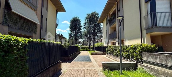 3 chambres Duplex à Lomazzo, Italy No. 263771 2