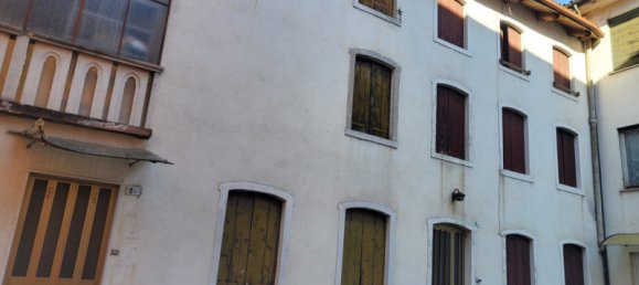 3 rooms House in Valdagno, Italy No. 137069 4