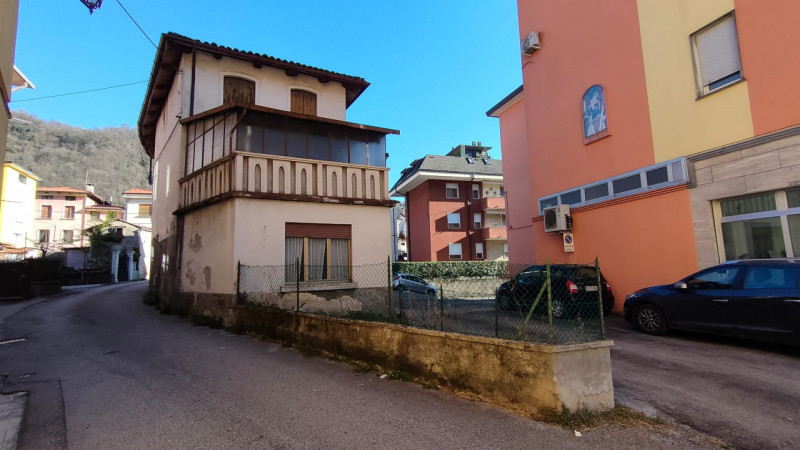 3 rooms House in Valdagno, Italy No. 137069