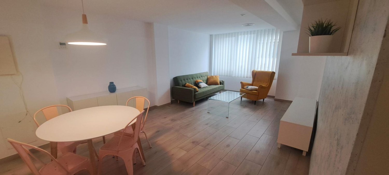 3 bedrooms Apartment in Reus, Spain No. 244504