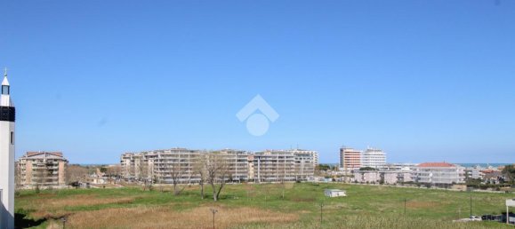 3 rooms Apartment in Montesilvano, Italy No. 14790 11