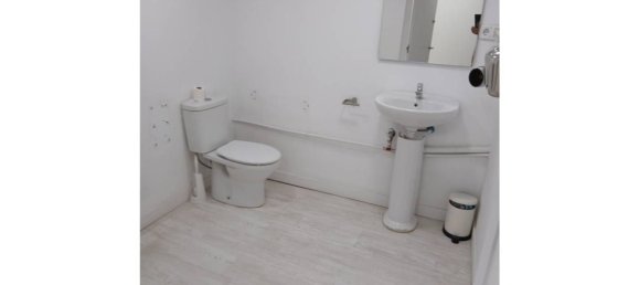 Gewerbliche Immobilie in Valencia, Spain 117m², Nr. 177516 12