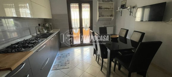 2 bedrooms Apartment in Rome, Italy No. 44908 11
