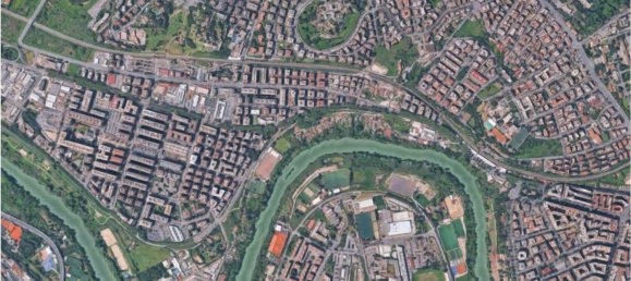 Apartamento T4 em Rome, Italy N.º 359804 11