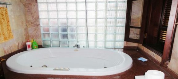 3 Schlafzimmer Villa in Tay Ho, Vietnam, Nr. 6343 11