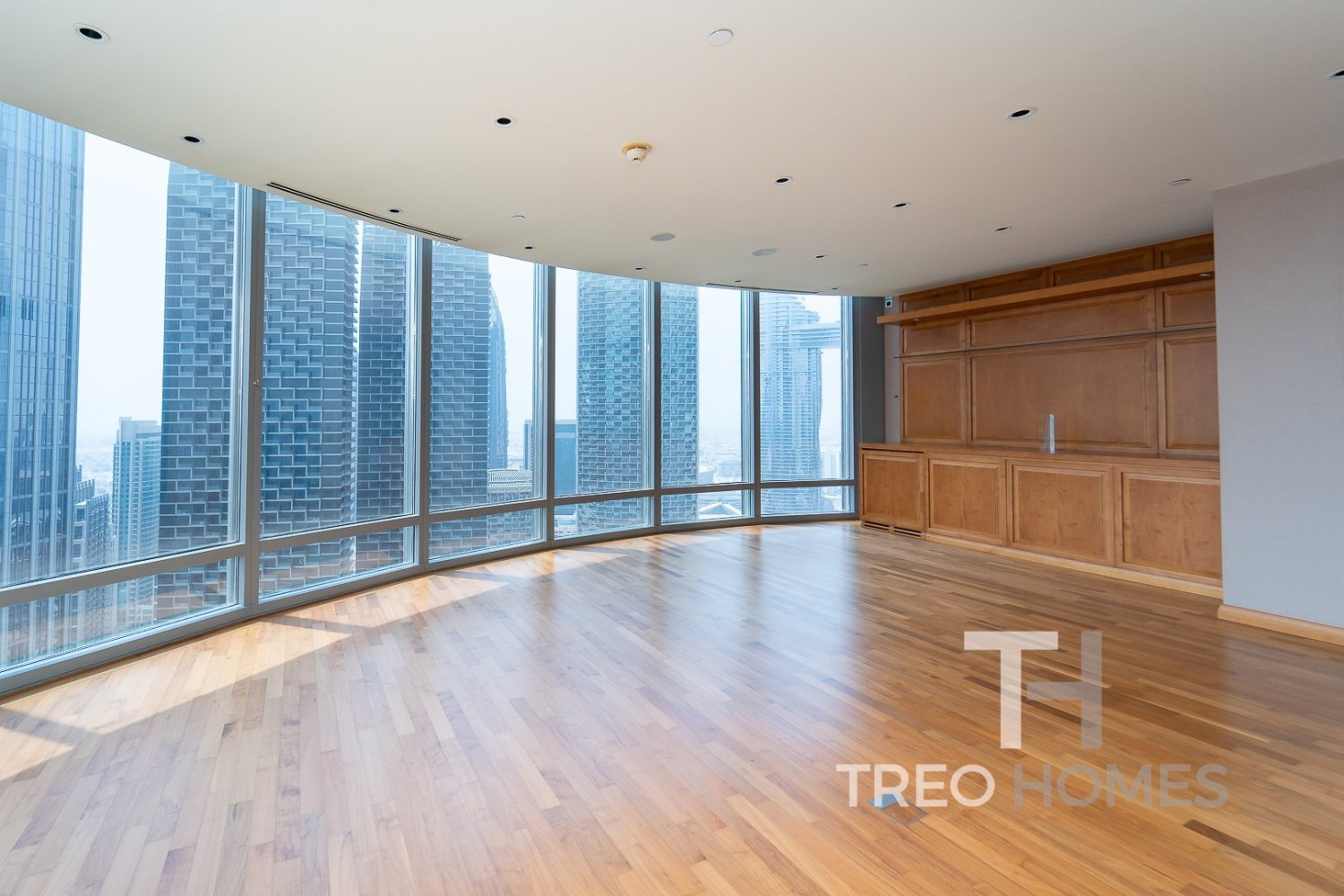 3 bedrooms Apartment in Burj Khalifa, UAE No. 28485