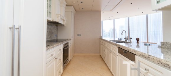 3 bedrooms Apartment in Burj Khalifa, UAE No. 28485 4