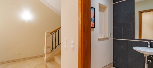 Дом с 4 спальнями в Вила Нова де Касела, Португалия № 125395 12