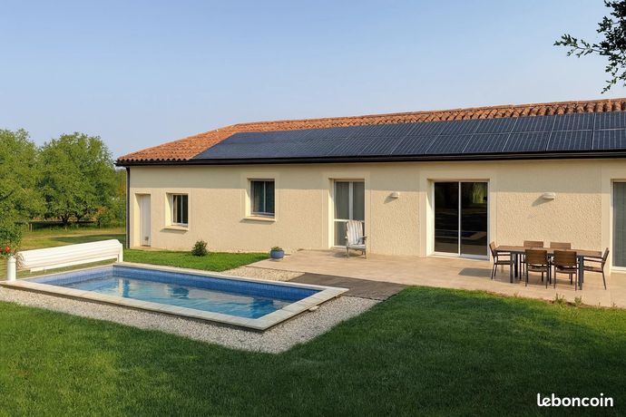 3 bedrooms House in Lot, France No. 362983