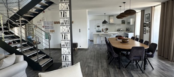 6 bedrooms House in Madranges, France No. 108520 11