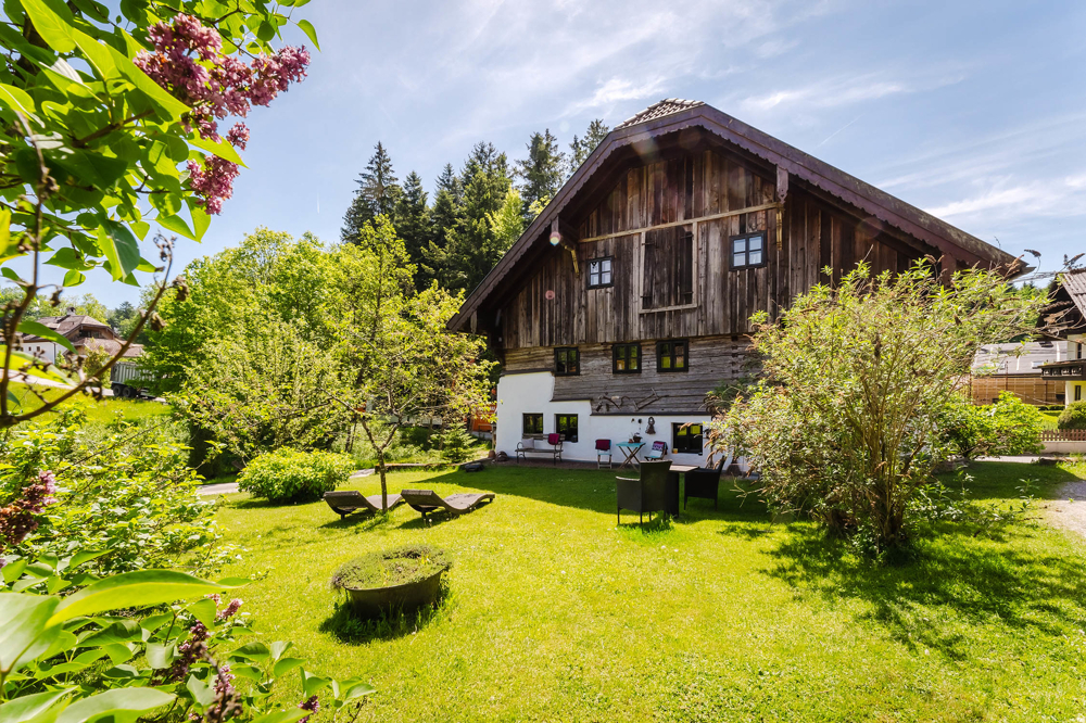 7 rooms House in Elixhausen, Austria No. 177137