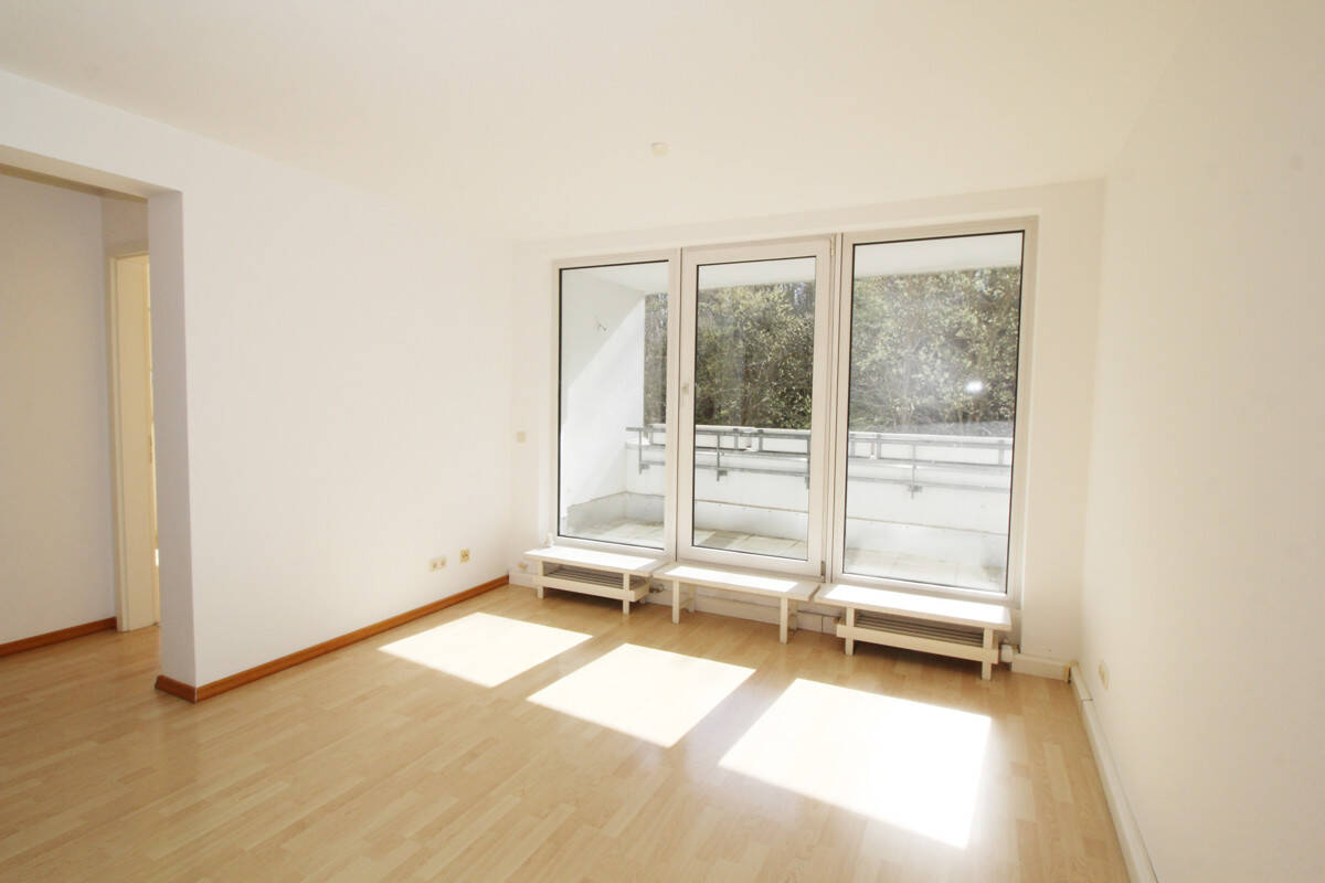 3 rooms Apartment in Main-Taunus, Germany No. 206498