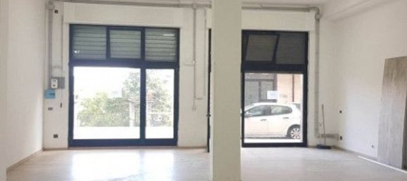 115m² Commercial property in Campobasso, Italy No. 178817 6