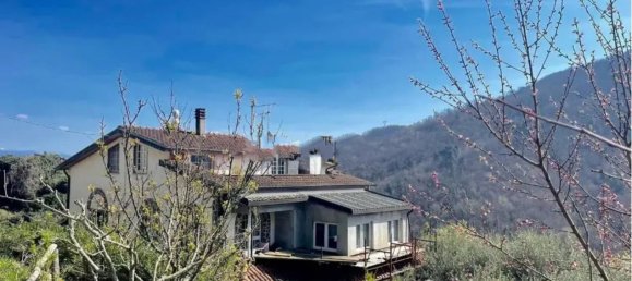 Studio in Tresana, Italy No. 112886 3