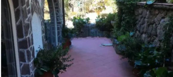 Studio in Tresana, Italy No. 112886 5