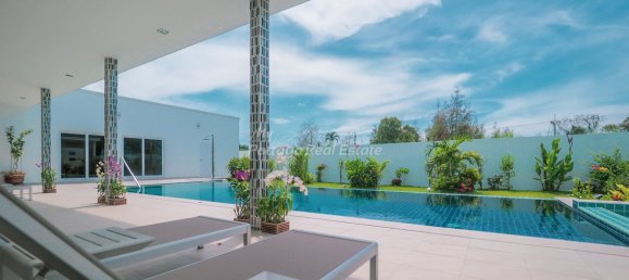 Кафе / ресторан с 3 спальнями в Паттайя, Таиланд № 8973 4