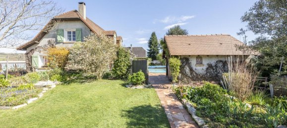 3 Schlafzimmer Haus in Artix, France, Nr. 97142 2