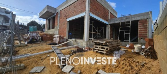 3 bedrooms House in Seixal, Portugal No. 150754 4