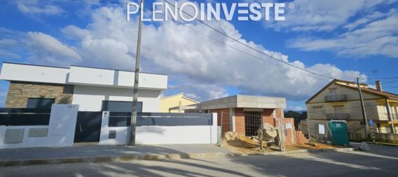 3 bedrooms House in Seixal, Portugal No. 150754 18