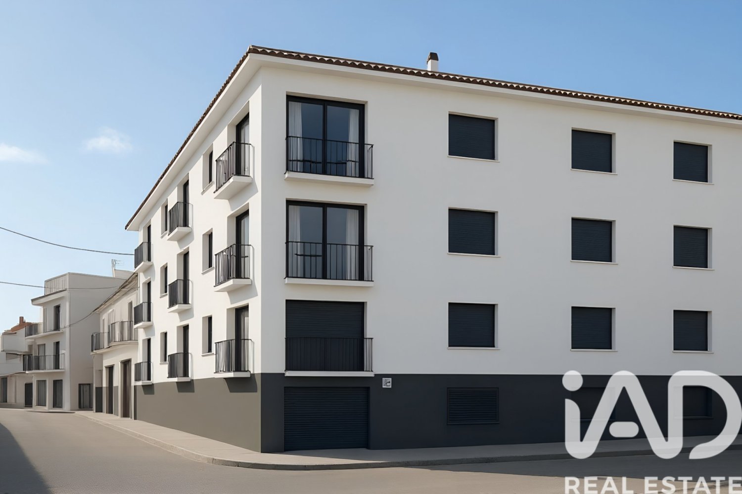 902m² Commercial property in Canet de Mar, Spain No. 292046