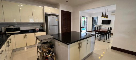 5 bedrooms Villa in Hua Hin, Thailand No. 4231 9